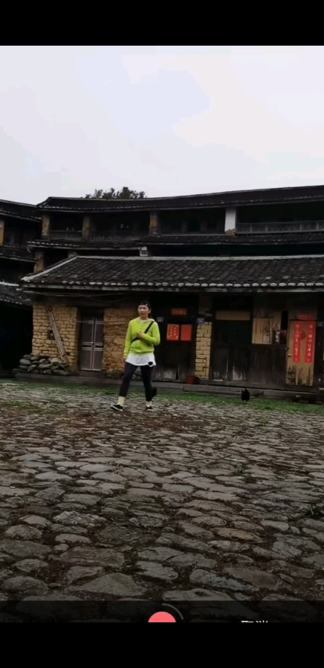 六不能全屏？😟