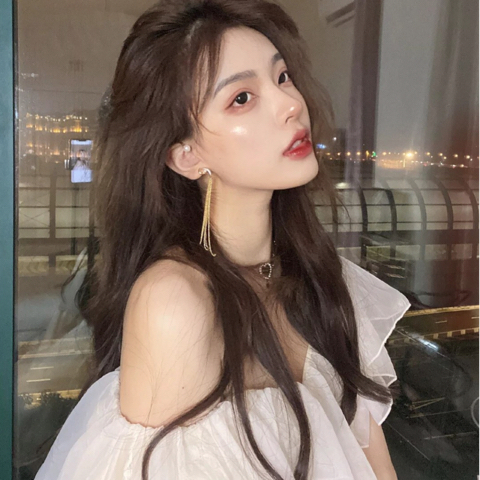 HQ－奈奈深海报