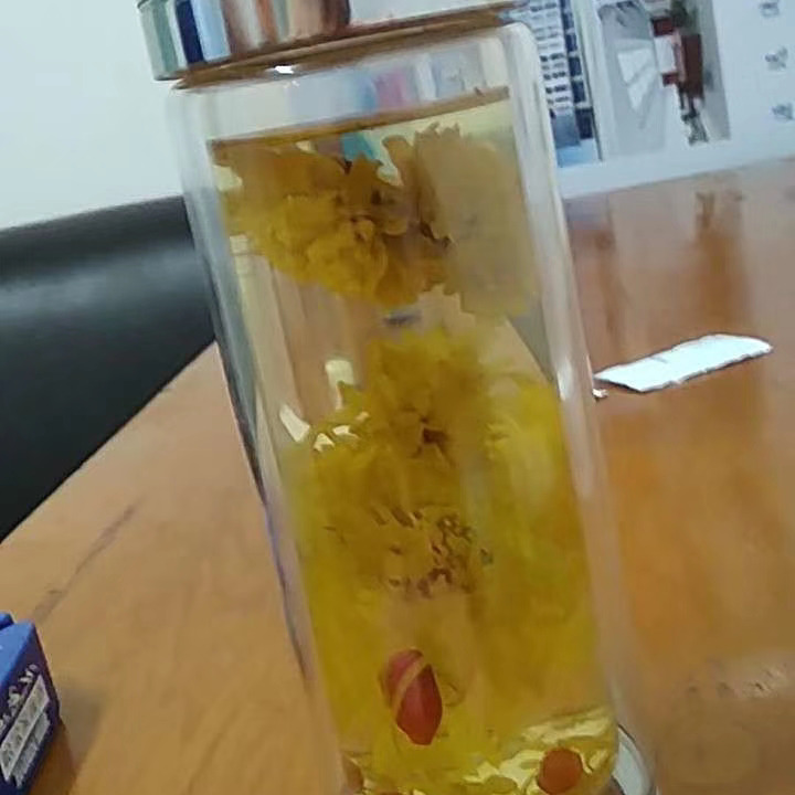 🦈云飞扬🐋海报