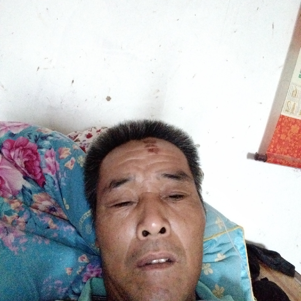 就是玩啊，，，海报