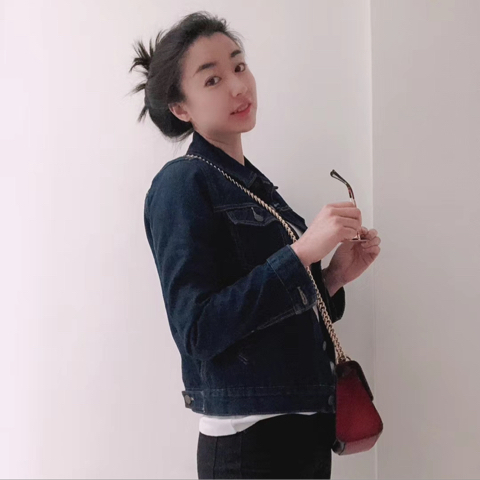 新人张七七海报