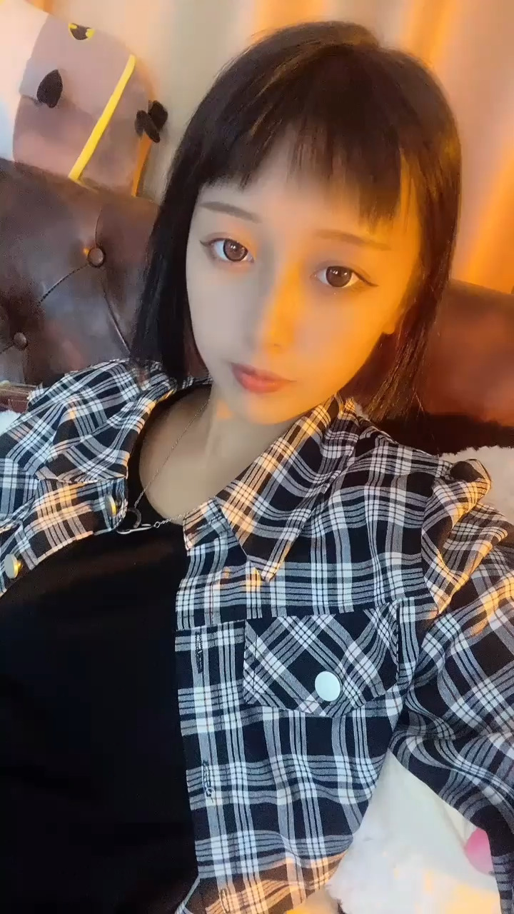 八月.