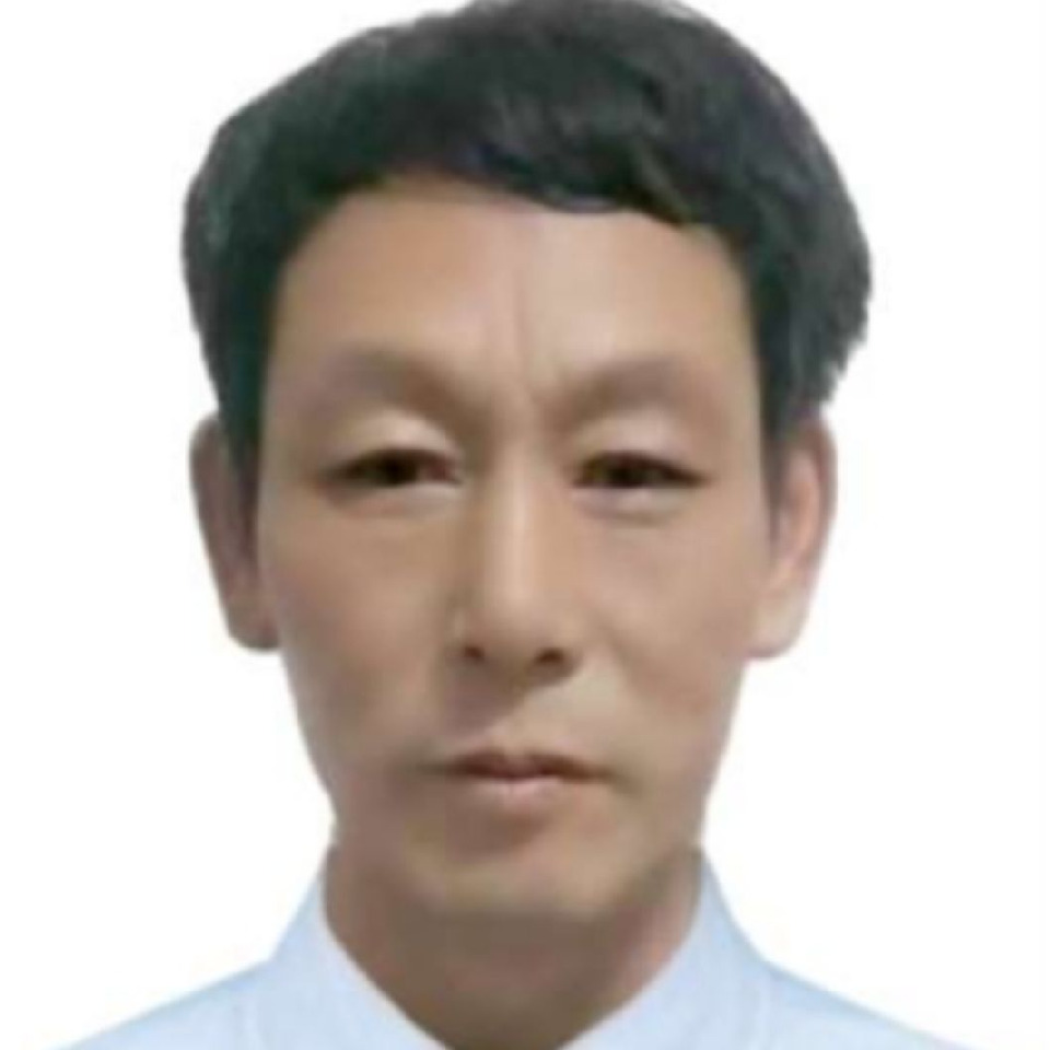 布莱克.腾9海报