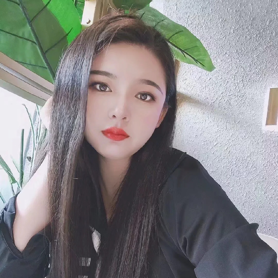 小森森🧚‍♀️海报