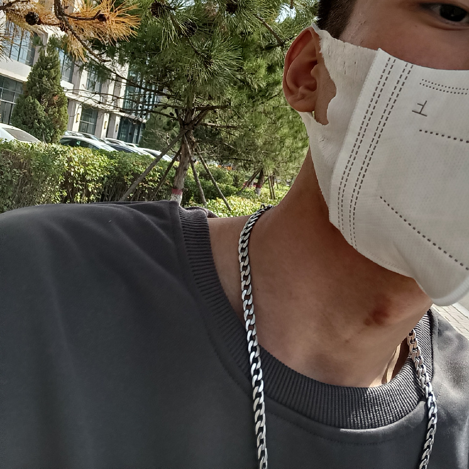天旗吖海报
