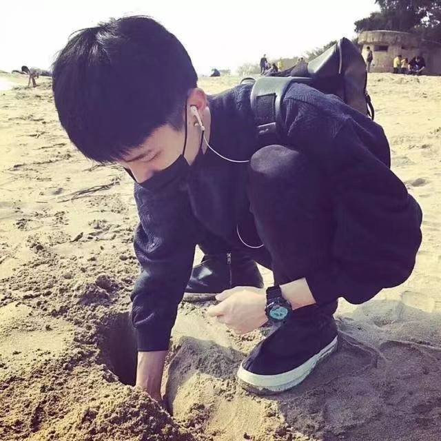 清雨爱听歌海报