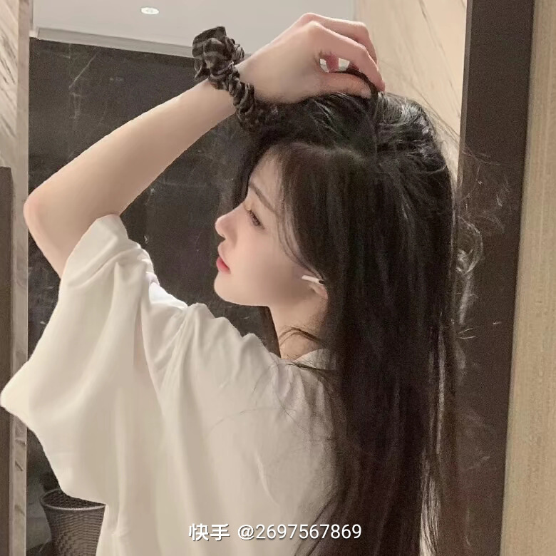 雨季相见海报