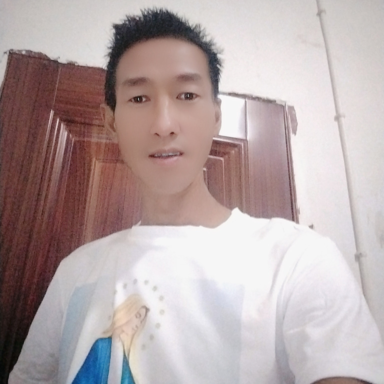 张学鹏p海报