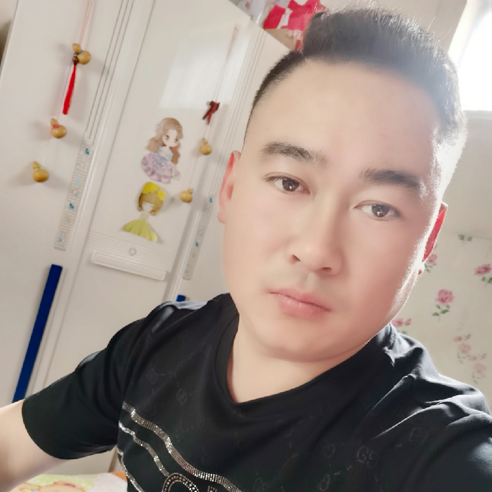 ^O^孤独的守望者^海报