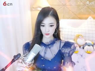 四月晚八点半王牌__直播间 房间号2818-20200821202117080- 美女视频聊天交友 - 六间房秀场