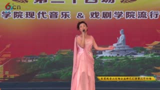 冯珊珊一首《天蓝蓝》，东莞观音山歌声嘹亮