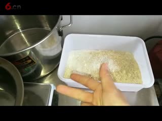 杂粮煎饼边上会碎什么原因，杂粮煎饼看视频教程能学会吗